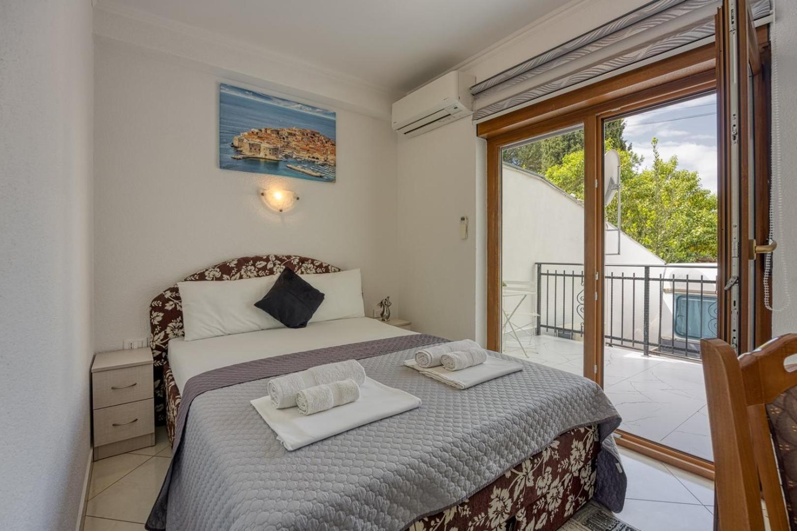 Stipe Guest house *